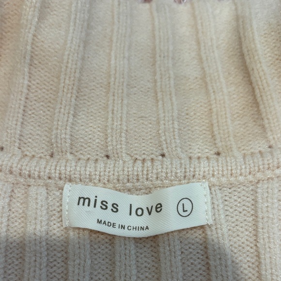 Cream Ribbed Zip-Up Sweater - Picture 2 of 5